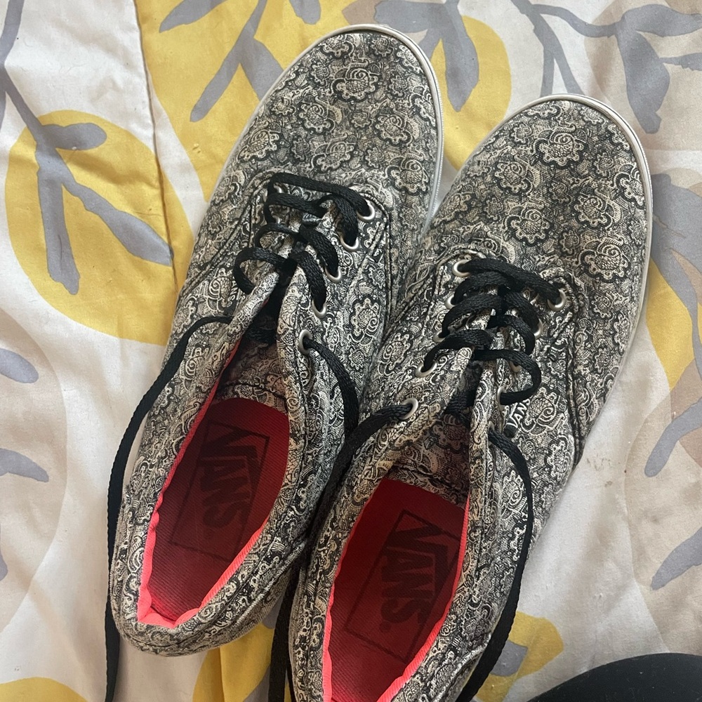 Vans Black and White Paisley Sneakers with Red Interior